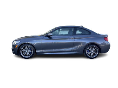 BMW 2 Series  2017 à Calgary, Alberta