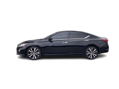 2022 Nissan Altima in Calgary, Alberta
