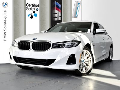 BMW 3 Series 330e xDrive 2023 Forfait Premium Essentials