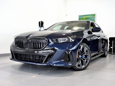 2025 BMW 5 Series 550e xDrive Groupe De Luxe Essentiel