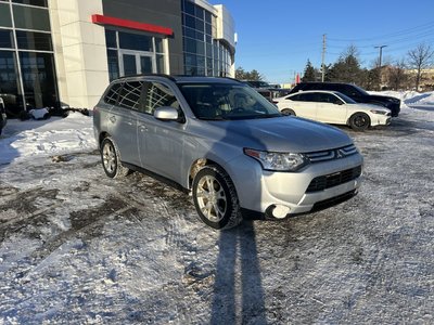 2014 Mitsubishi Outlander in Bolton, Ontario