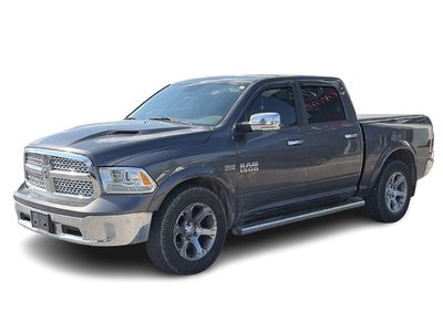 2016 Ram RAM 1500 Crew Cab 4x4 in Bolton, Ontario