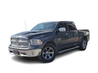 2016 Ram RAM 1500 Crew Cab 4x4 in Bolton, Ontario
