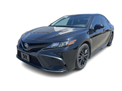 2022 Toyota Camry Hybrid in Bolton, Ontario