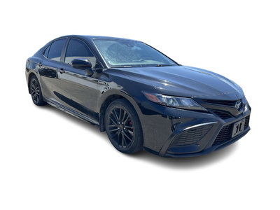 2022 Toyota Camry Hybrid in Bolton, Ontario