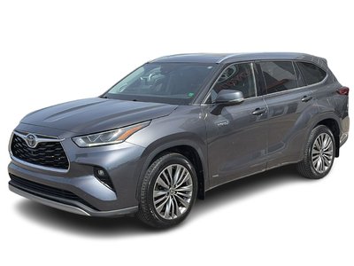 2021 Toyota Highlander Hybrid in Bolton, Ontario