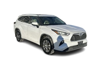 2024 Toyota Highlander Hybrid in Bolton, Ontario