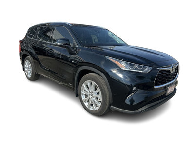 2025 Toyota Highlander hybrid in Bolton, Ontario