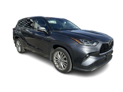 2023 Toyota Highlander in Bolton, Ontario