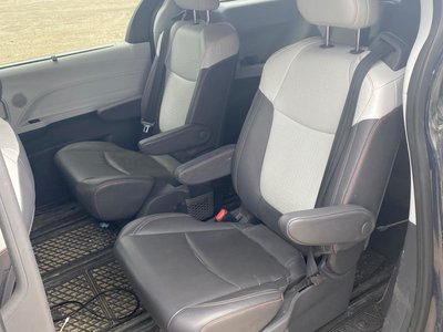 Toyota Sienna Hybrid  2021 à Bolton, Ontario