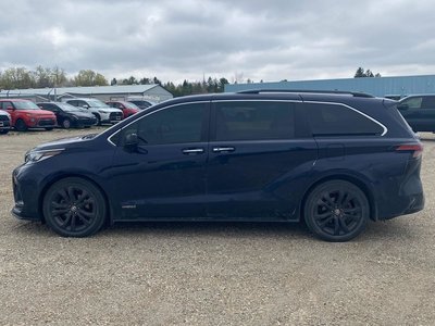 Toyota Sienna Hybrid  2021 à Bolton, Ontario