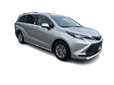Toyota Sienna Hybrid  2024 à Bolton, Ontario