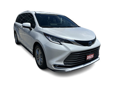 2025 Toyota Sienna Hybrid in Bolton, Ontario
