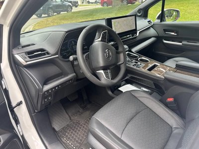 Toyota Sienna Hybrid  2025 à Bolton, Ontario