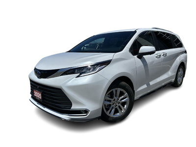 2025 Toyota Sienna Hybrid in Bolton, Ontario