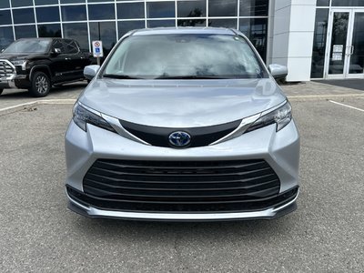 Toyota Sienna Hybrid  2025 à Bolton, Ontario