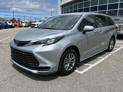 Toyota Sienna Hybrid  2025 à Bolton, Ontario