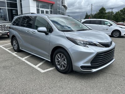 Toyota Sienna Hybrid  2025 à Bolton, Ontario