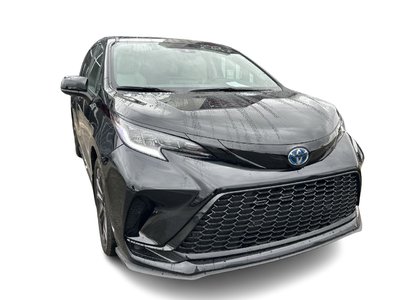 2025 Toyota Sienna Hybrid in Bolton, Ontario