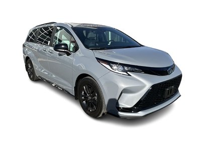2025 Toyota Sienna Hybrid in Bolton, Ontario