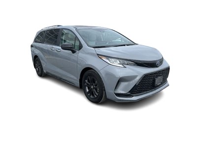2025 Toyota Sienna Hybrid in Bolton, Ontario