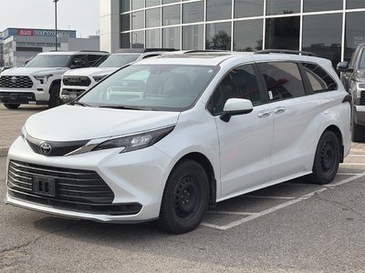 Toyota Sienna Hybrid  2026 à Bolton, Ontario
