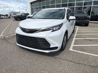 Toyota Sienna Hybrid  2026 à Bolton, Ontario