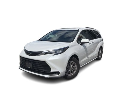 2026 Toyota Sienna Hybrid in Bolton, Ontario