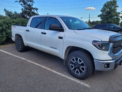Toyota TUNDRA 4X4  2021 à Bolton, Ontario
