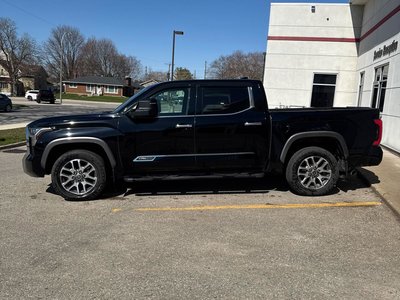 2023 Toyota TUNDRA 4X4 in Bolton, Ontario