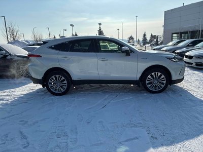 2021 Toyota Venza Hybrid in Bolton, Ontario