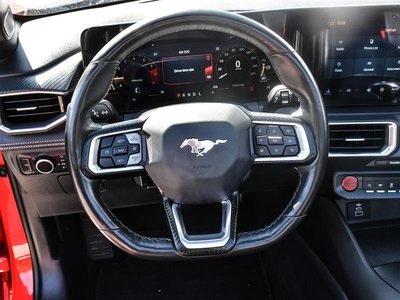 2025 Ford Mustang photo 3
