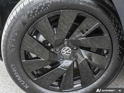 2026 Volkswagen Atlas Cross Sport photo 6