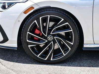 2022 Volkswagen GTI photo 6