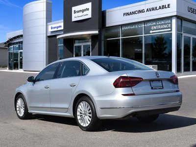 2017 Volkswagen Passat photo 4