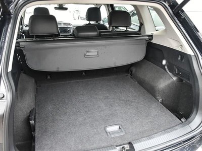 2024 Volkswagen Tiguan photo 6