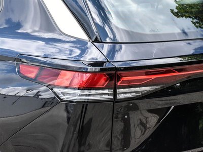 2026 Volkswagen Tiguan photo 5