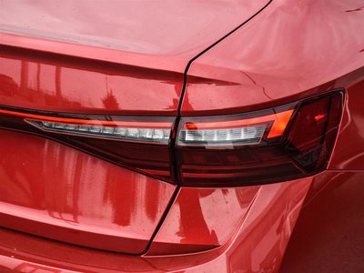 2025 Volkswagen Jetta photo 7
