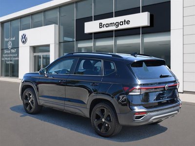 2025 Volkswagen Taos photo 3