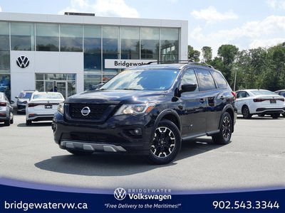 2020 Nissan Pathfinder SV TECH