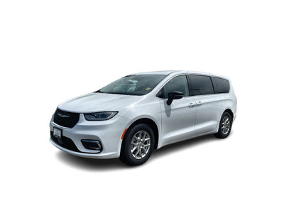 2024 Chrysler Pacifica in Vancouver, British Columbia