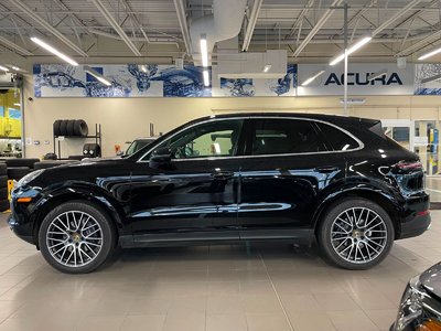 2019  Cayenne in Vancouver, British Columbia