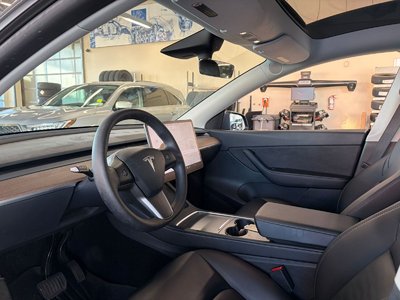 Tesla Model Y  2022 à Vancouver, Colombie-Britannique