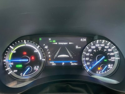 2021  Highlander Hybrid in North Vancouver, British Columbia