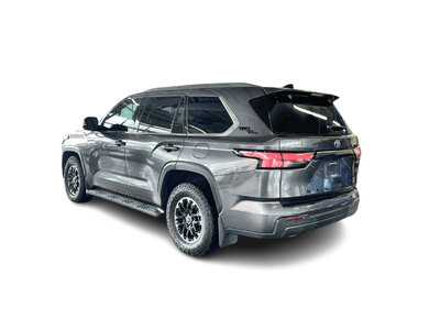 Toyota Sequoia Hybrid  2023 à Vancouver, Colombie-Britannique