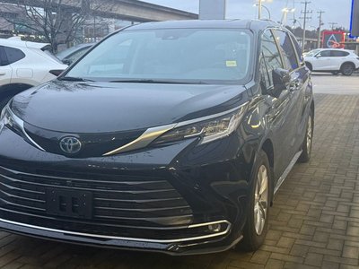 2023 Toyota Sienna Hybrid in Vancouver, British Columbia
