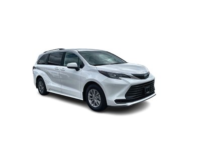2025 Toyota Sienna Hybrid in North Vancouver, British Columbia