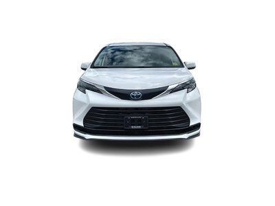 2025 Toyota Sienna Hybrid in North Vancouver, British Columbia