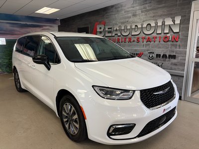 2024 Chrysler Pacifica Hybrid