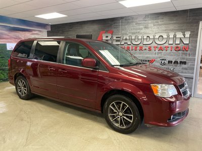 Dodge Grand Caravan SE  2016